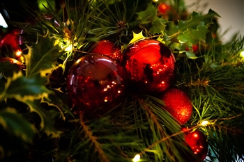 Floral display with Christmas baubles